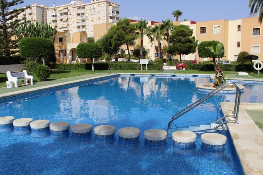 059 Bungalow Torrelamata Torrevieja Luaran gambar